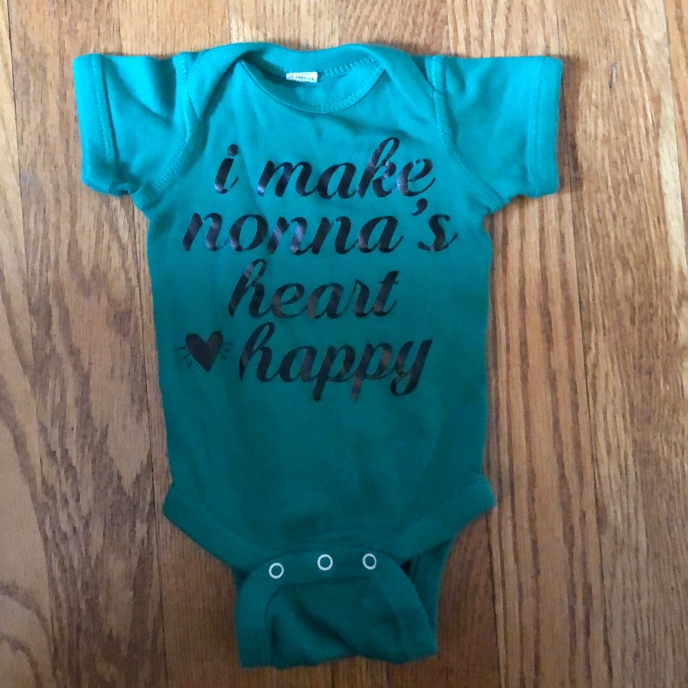 Nonna Onsie